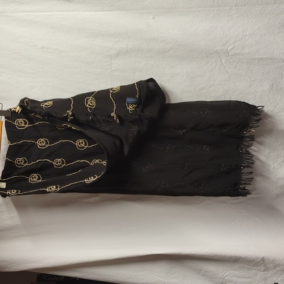 GALLIENI Scarf - Picture 5 of 5